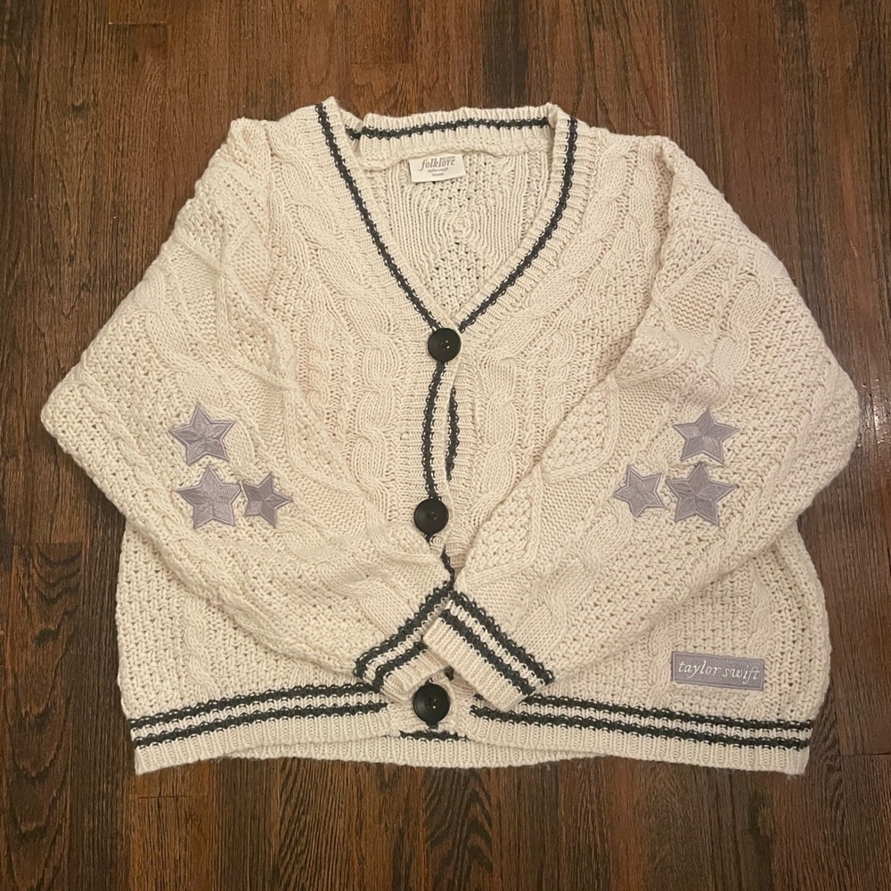 Folklore cardigan xs